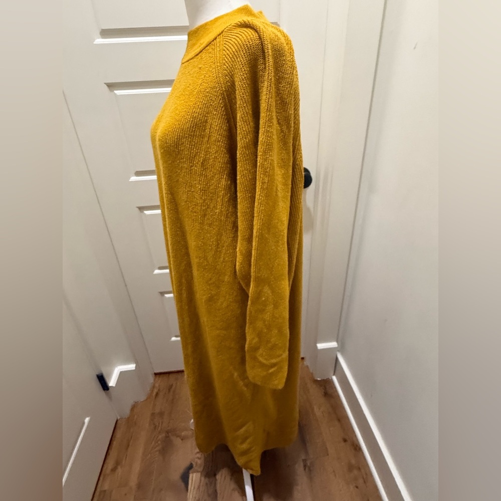 Free People Beach. Mustard Ribbed Sweater Dress. Size Large. - Picture 10 of 11